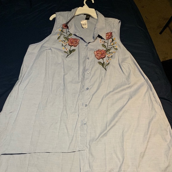 Women plus Denim shirt/dress SOLD - Picture 3 of 3